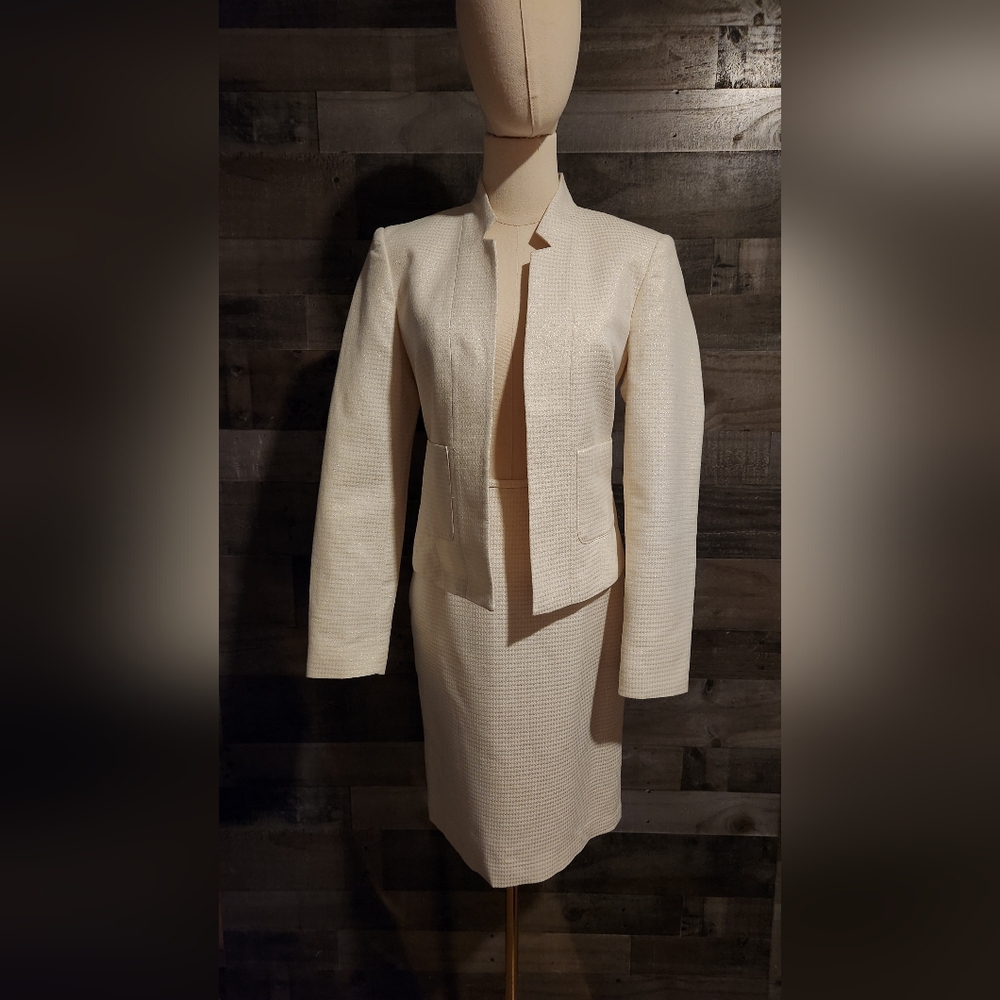Elegant Metallic Gold and Cream Houndstooth Women's Skirt Suit By Calvin Klein